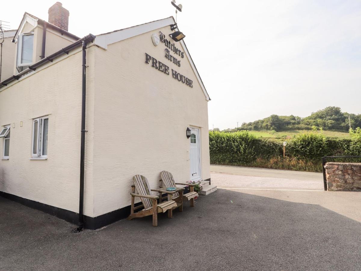 Butchers Arms Cottage Nercwys Extérieur photo